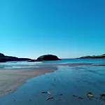 The Hideaway Tragumna A Hidden Gem By The Sea With Outdoor Sauna Appartement Drishanebeg